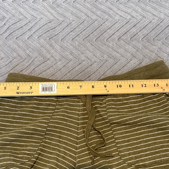 Stars Above Dark Green Knit Lounge Shorts - Picture 4 of 6